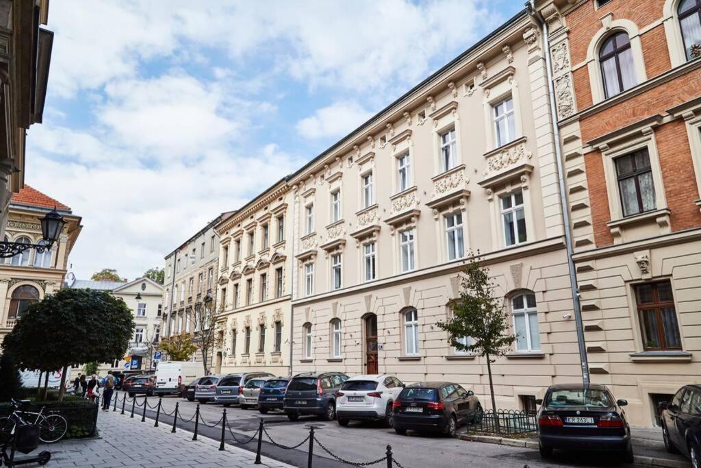 Househost Apartment I: Studencka Street คราคูฟ ภายนอก รูปภาพ